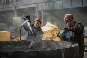 Стахановский завод ферросплавов в ближайшие месяцы запустит еще две печи – инвестор