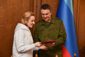 LPR Head awards Russian citizens for supporting Republic