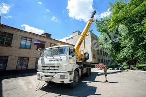 Специалисты из Москвы отремонтируют школу в Каменнобродском районе Луганска к 1 сентября