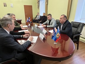 Депутаты Госдумы на встрече со спикером Народного Совета рассказали о мерах поддержки ЛНР