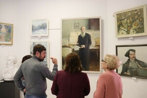 Союз художников представил выставку работ луганских мастеров, посвященную Владимиру Далю