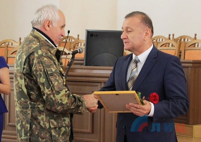 Торжественное собрание, посвященное Международному дню пожилого человека, Луганск, 30 сентября 2016 года