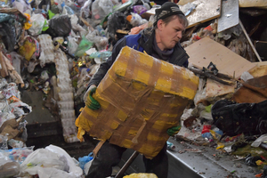 ЛЦУО с 1 декабря будет принимать крупногабаритный мусор на полигоне в Александровске