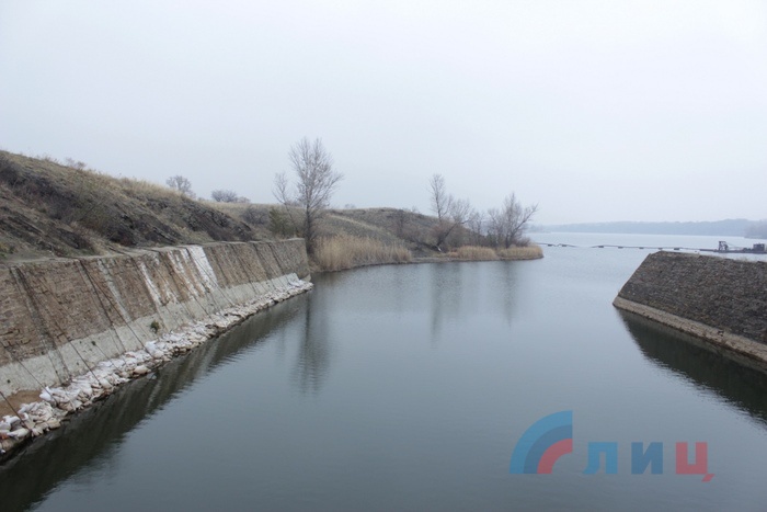 Торжественный запуск нового водовода с Елизаветинского водохранилища, Антрацитовский район, 3 ноября 2015 года