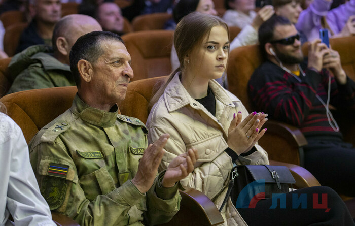 Концерт звезд российской эстрады для раненых военнослужащих ЛНР и РФ, Луганск, 11 мая 2022 года