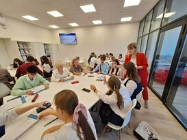 Более 2,5 тыс. учителей ЛНР приняли участие во всероссийском "Педагогическом диктанте"