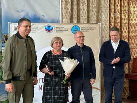 Кириенко, Пасечник и Мурашко наградили медиков, участвующих в профосмотрах детей ЛНР