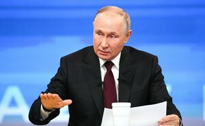 Россия будет расширять работу по воспитанию молодежи ветеранами СВО — Путин