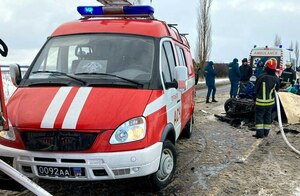 Женщина погибла при столкновении легковушки и грузовика у Розквита – МЧС