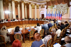 Заседание по учреждению в ЛНР отделения РИО проходит в Луганске