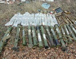 МГБ ЛНР изъяло из тайника ВСУ у Желтого 11 реактивных гранат и около 4 кг взрывчатки