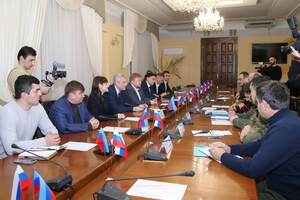 Власти ЛНР и Дагестана обсудили перспективу укрепления кооперационных связей