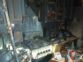 Мужчина получил ожоги, пытаясь потушить пожар в кухне девятиэтажки в Ровеньках - МЧС
