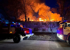 Два человека погибли во время пожара в луганской двухэтажке