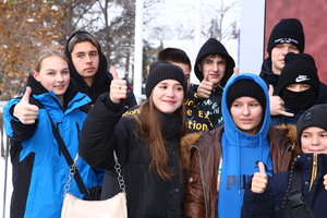 ВЭБ и ЦСКА организовали для детей из ЛНР экскурсию по выставке "Россия" на ВДНХ