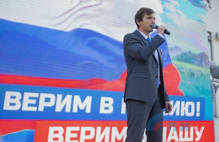 Rally in Lugansk to celebrate LPR joining Russia, September 30, 2022