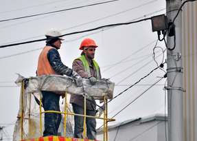 Энергетики вернули электричество почти 28 тыс. абонентов в ЛНР - Минтопэнерго