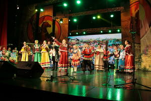Гала-концерт и награждение победителей конкурса казачьей культуры прошли в Луганске