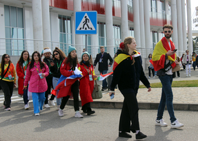 Участники Всемирного фестиваля молодежи открывают для себя настоящую Россию — Кириенко