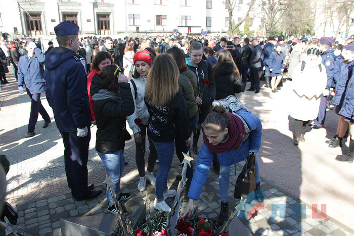 Выставка доказательств военной агрессии ВСУ в Донбассе и митинг-реквием, Луганск, 29 марта 2019 года