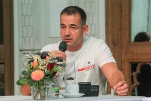 Актер Дмитрий Певцов: Донбасс – это место трудовой и воинской доблести