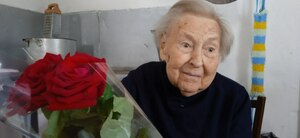 Росгвардейцы и администрация Станицы поздравили с 99-летием ветерана Великой Отечественной