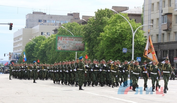 Генеральная репетиция парада в честь Дня Победы, Луганск, 7 мая 2015 года