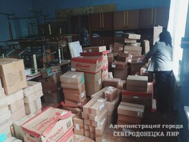 "Народный фронт" доставил в Северодонецк канцелярские товары для школ города