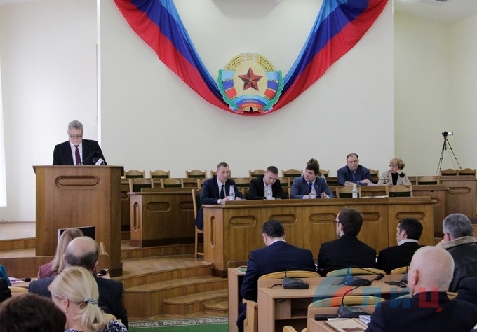 Пленарное заседание Народного Совета ЛНР, Луганск, 22 декабря 2016 года