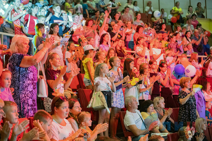 Открытие гастролей программы "Принц цирка" компании "Росгосцирк", Луганск, 27 августа 2022 года