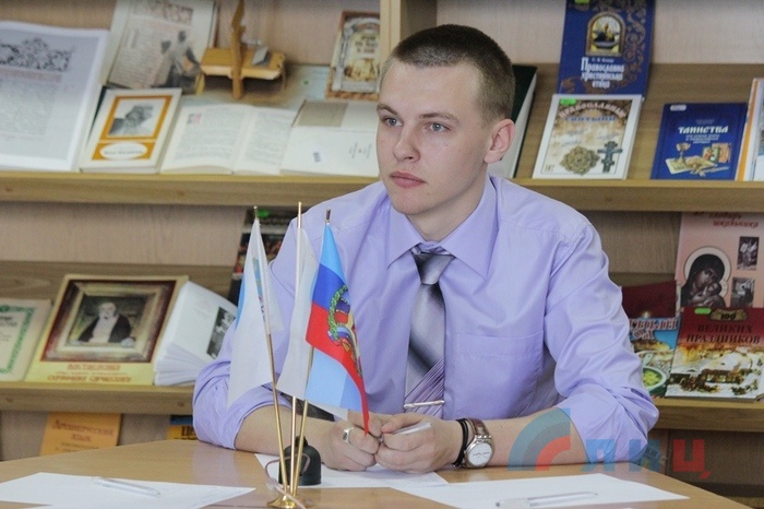 Брейн-ринг среди резервистов проекта "Кадровый резерв", Луганск, 19 апреля 2016 года