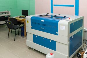 Госреклама запустила первый в ЛНР ультрафиолетовый принтер