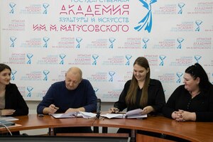 Центр в Запорожской области договорился с вузами ЛНР о подготовке волонтеров на фестиваль