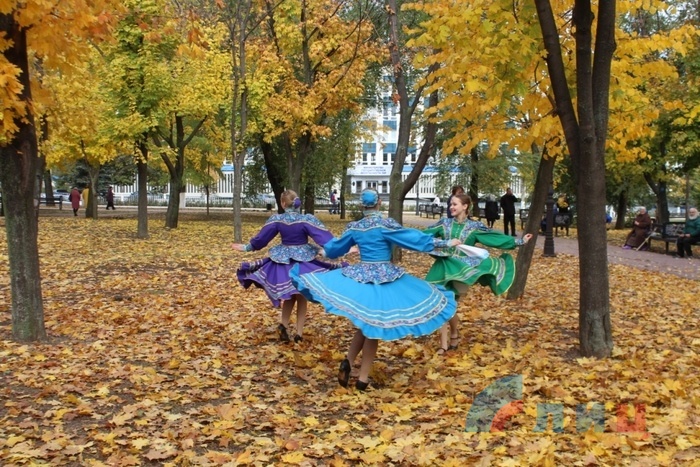 Народные гулянья "Покров с казаками", Луганск, 14 октября 2017 года
