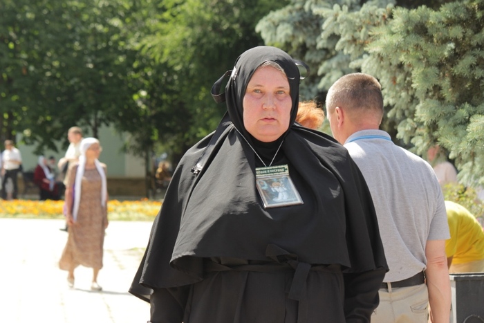 Крестный ход в честь местночтимой Луганской иконы Божией Матери в Луганске, 14 июня 2015 года
