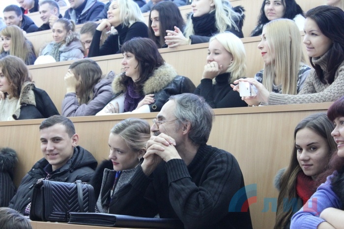 Мастер-класс британского журналиста Грэма Филлипса для студентов ЛНУ им. Даля, Луганск, 24 октября 2016 года