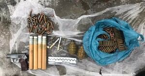 Сотрудники МВД ЛНР изъяли из тайника в заброшенной шахте в Бугаевке оружие и боеприпасы