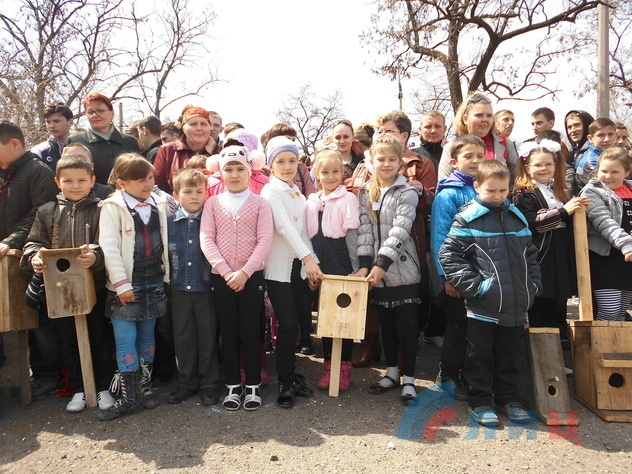 Всемирный день Земли в луганской средней общеобразовательной школе №33, апрель 2015