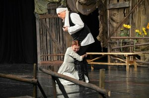 Луганский драмтеатр представит спектакль "Поминальная молитва" на фестивале в Ульяновске