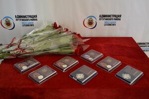 Глава ЛНР посмертно наградил защитников Республики из Лутугинского района