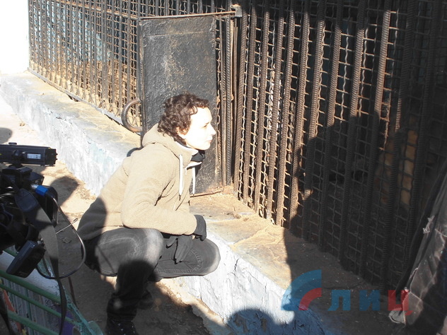 Певица Чичерина привезла ветпрепараты питомцам луганского зоопарка, 8 марта 2015 года