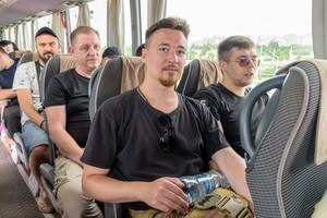 Группа из 16 демобилизованных студентов ЛГАКИ отправилась на реабилитацию в Кемерово