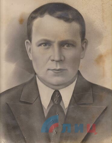 Шаповалов Родион Андреевич (1902 - ??). Красноармеец. Пропал без вести в июле 1941 года.