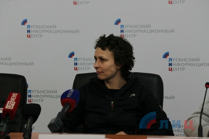Пресс-конференция российских рок-музыкантов в ЛуганскИнформЦентре, Луганск , 21 апреля 2015 года.
