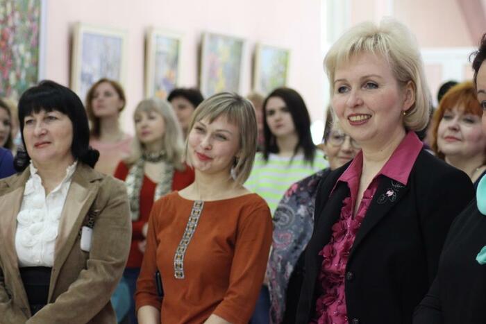 Открытие фотовыставки "Культурная палитра Республики: фотовернисаж-2016", Луганск, 23 марта 2017 года