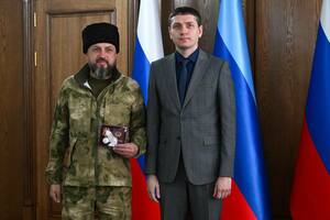 Военнослужащих казачьей бригады "Терек" наградили медалями ЛНР