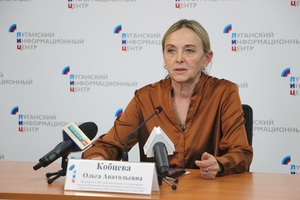 ЛНР призывает Киев сделать переговоры по ситуации в Донбассе публичными - Кобцева