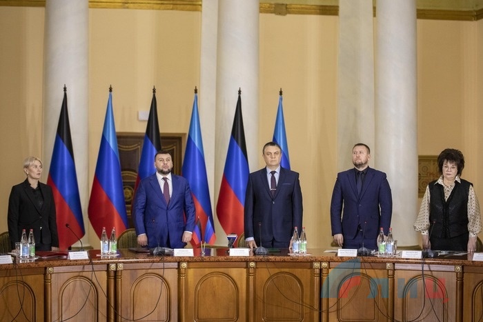 Международный круглый стол "Незаживающая рана Донбасса", Луганск, 2 ноября 2021 года