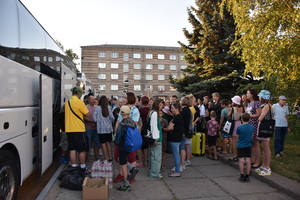 Группа из 150 юных свердловчан благодаря региону-шефу отправилась на отдых в Ростовскую область