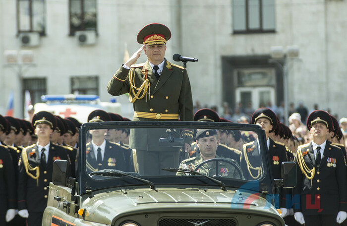 Военный парад, посвященный 75-й годовщине Победы в Великой Отечественной войне, Луганск, 24 июня 2020 года